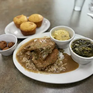 Smothered pork chops - Super Tender