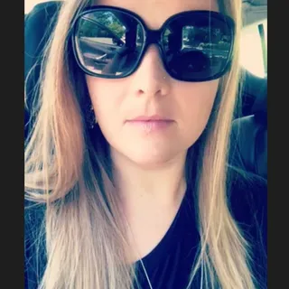 Kat C.