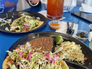 Maskadores Taco Shop