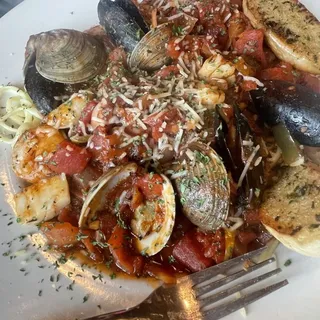 Shellfish Fra Diavlo