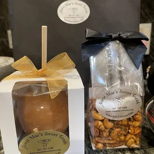 Candy caramel apple, mixed seasoned nuts!