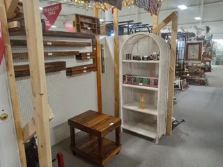 Aardvark Antique Mall