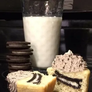 Cookies n Cream Cupcake