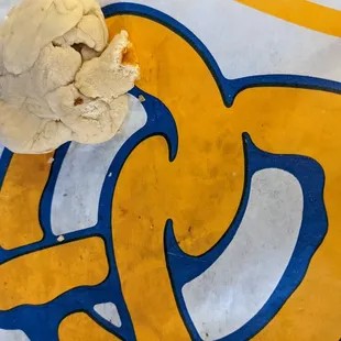 Don't eat here unless you like eatting dough.