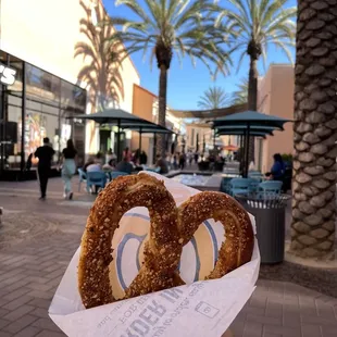 Sweet Almond Pretzel