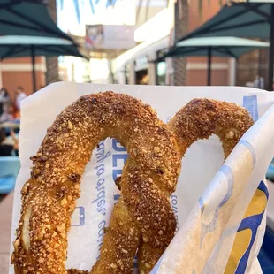 Sweet Almond Pretzel