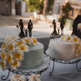 wedding cake and cupcakes