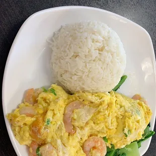 Shrimp Rice Roll