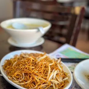 soy sauce fried noodle