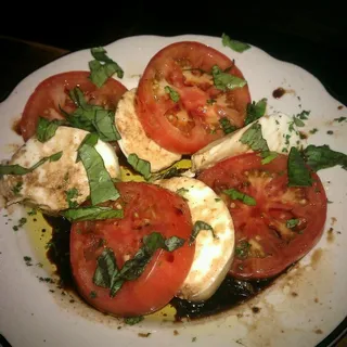 Tomato Mozzarella Salad