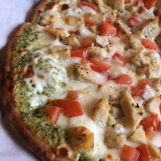 23. Chicken, Pesto & Gorgonzola Pizza