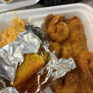 Sides: sweet potato casserole, Macaroni and Cheese and Cornbread Muffins