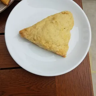 Blueberry Lemon Scone, Maple Bacon Scone