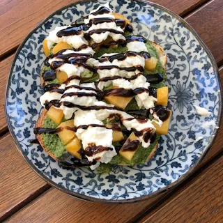 Tomato Burrata Toast*