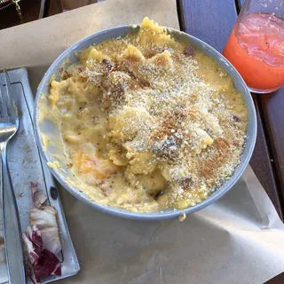 Auntie's Mac N Cheese