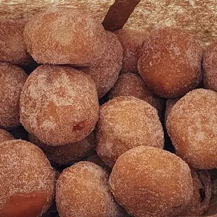 30 jelly filled doughnut holes ($7.71, 3/5/24)