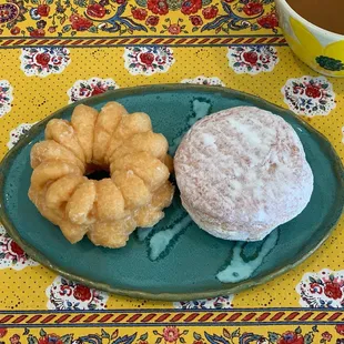 French Cruller and Lemon Kream