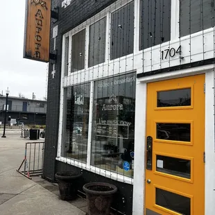 Front of restaurant