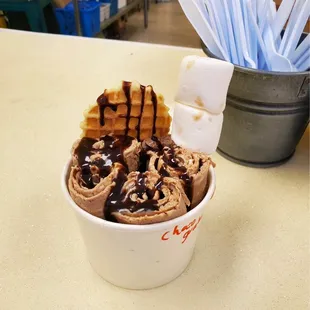 Chocolate ice cream with chocolate sauce, waffle chip and marshmallow
