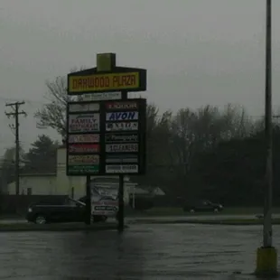 Oakwood plaza where auroras family restaurant is located.