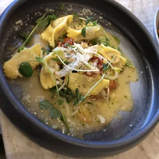 AURUM HOUSEMADE PASTA ROTANTE