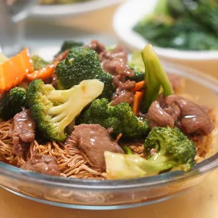 Cake noodle with beef broccoli *12/1/23