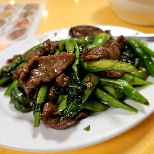 Dinner @Au's Garden; 2/21/2025. Hubby David loves his Veggies, so he Ordered *Chinese Broccoli w/Beef &amp; w/Garlic*, very tasty it sure was.