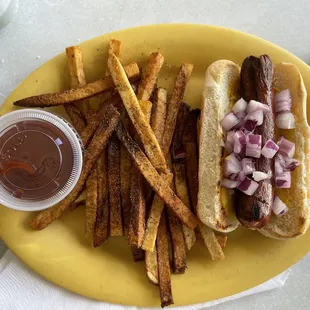Joey Dog - How beautiful and perfectly cut are these fries. They are as fresh as you are imagining.