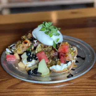 Bruschetta w burrata and melons