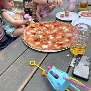 Margherita Pizza - 16"