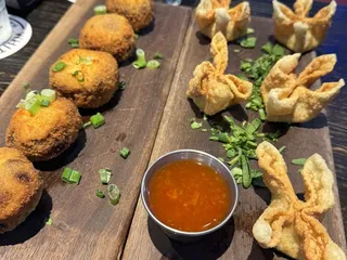 Mr. P’z Bar and Grill - Fireside BBQ