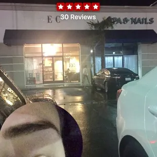 I&apos;m here from out of town and I am satisfied with my eyebrows. The place is kind of hidden in a tiny shopping center.