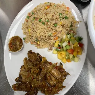 Liberian veggie rice with Lib wings