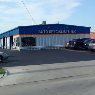 Our professionalism starts at the front door!! WELCOME !!