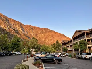 Yosemite View Lodge