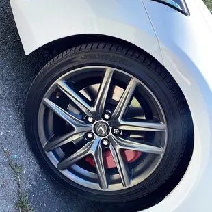 Lowered &amp; painted calipers