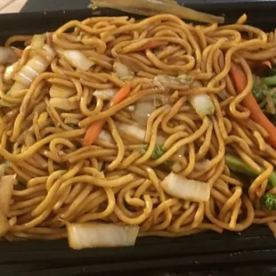Vegetable Lo Mein