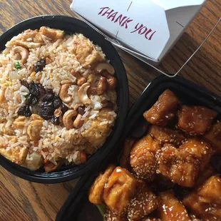 Sesame tofu and Pineapple Fried Rice. Follow feedmefantastic on Instagram for more https://www.instagram.com/feedmefantastic/