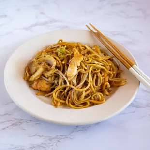 Chicken Lo Mein