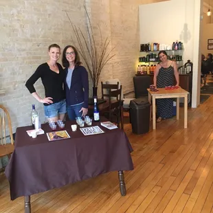 Ladies Night Out with Harbor Ridge Winery!