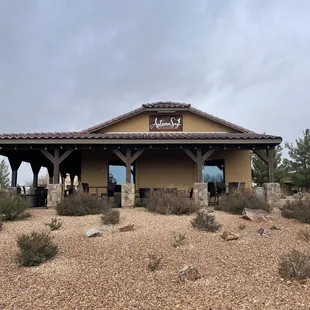 Very nice atmosphere, good staff