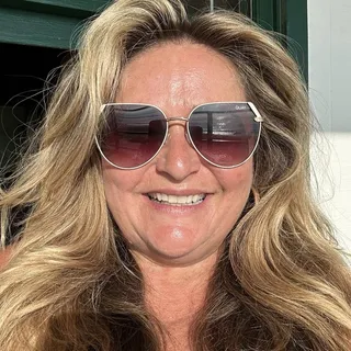 Shelley N.