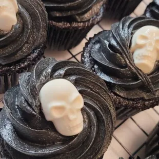Halloween Twisted Chocolate Lovers-Death by Chocolate Cupcakes