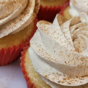 Vanilla Chai Cupcakes