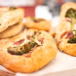 food, pizza