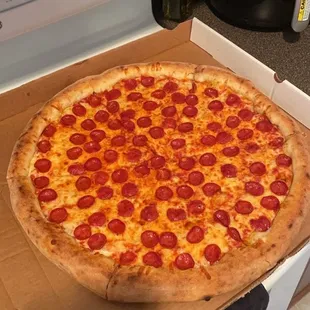 NY style Pepperoni Pizza