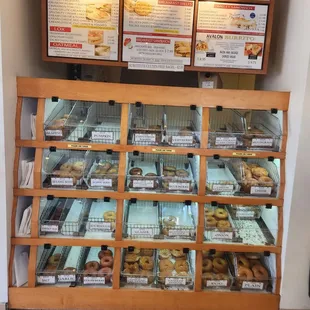 Two dozen varieties of bagels to enchant you!