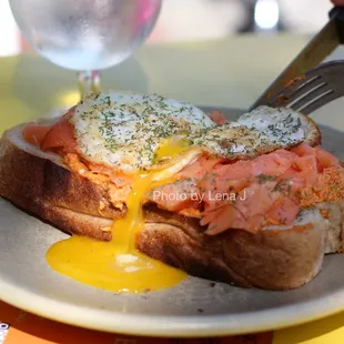 Smoked Salmon Toast ($14) - Better than the shakshuka but a bit salty. Comes with lox, goat cheese, sundried tomato basil spread, egg.