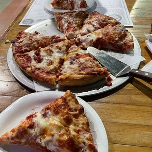 Taste of Italy Pizza.