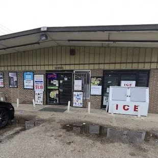 view of convenience store building
